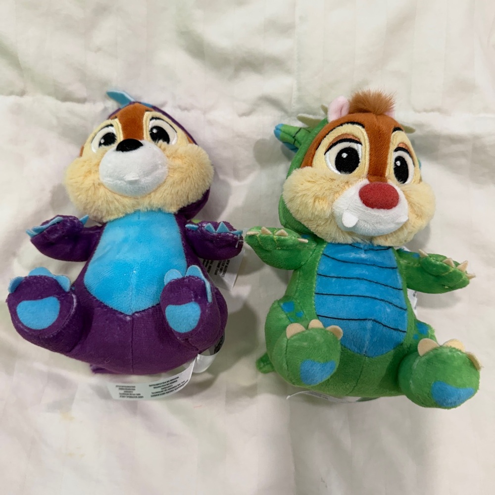 RARE EXTINCT Chip & Dale Dinosaur ride plushies